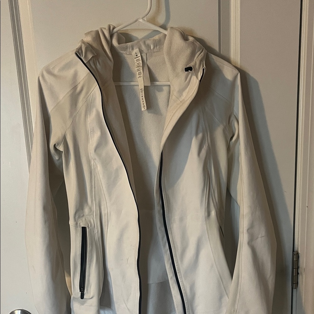 Lululemon White jacket lightweight with hood
